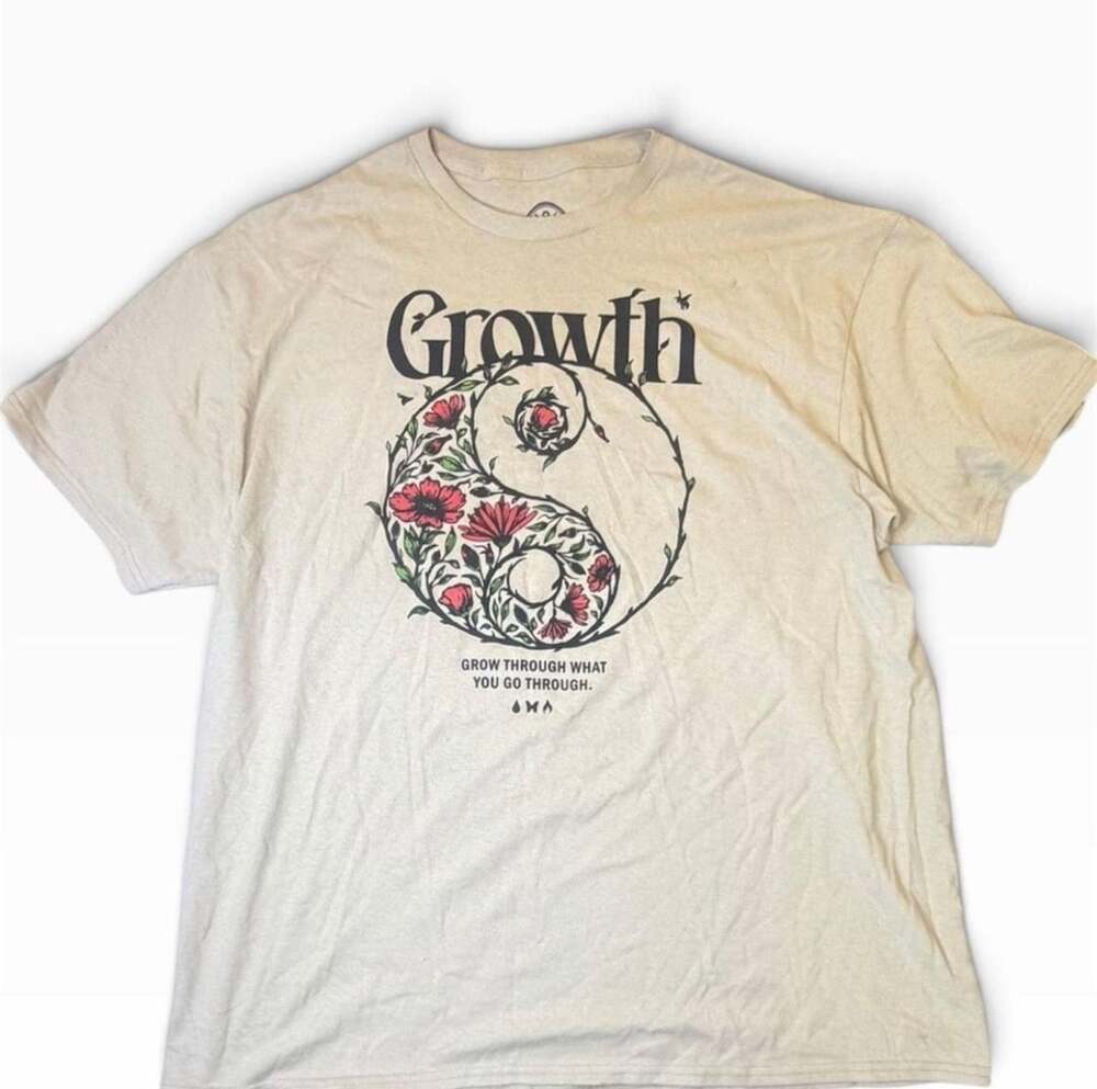 DOM It's About The Art Growth Yin Yang Floral T-Shirt Size XL Cream